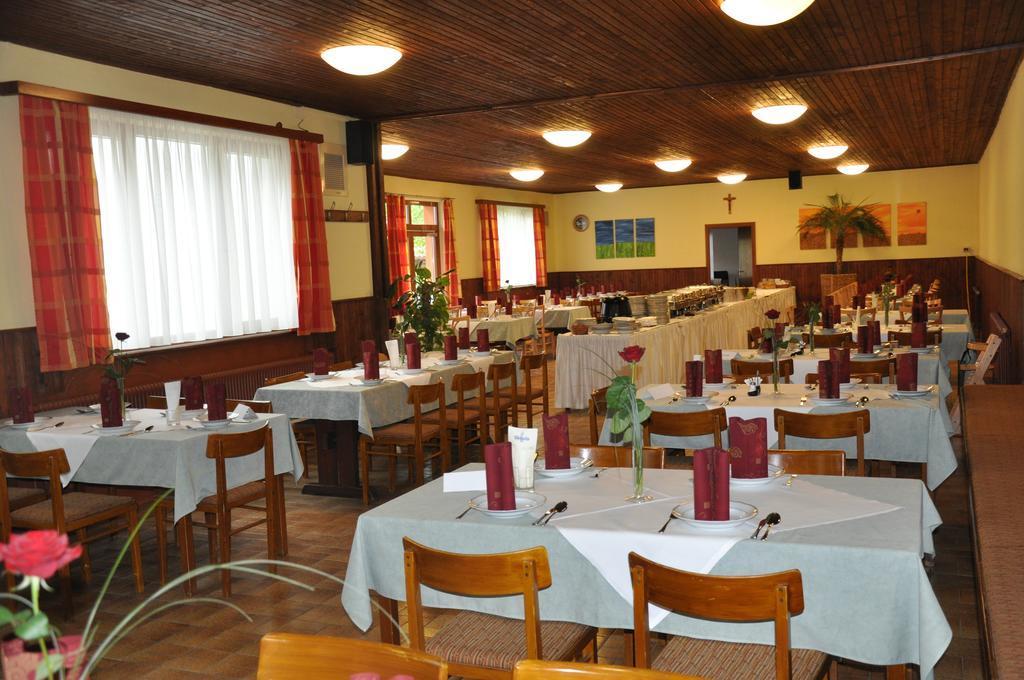 Gasthof Zur Linde Sankt Andrä bei Frauenkirchen Екстериор снимка